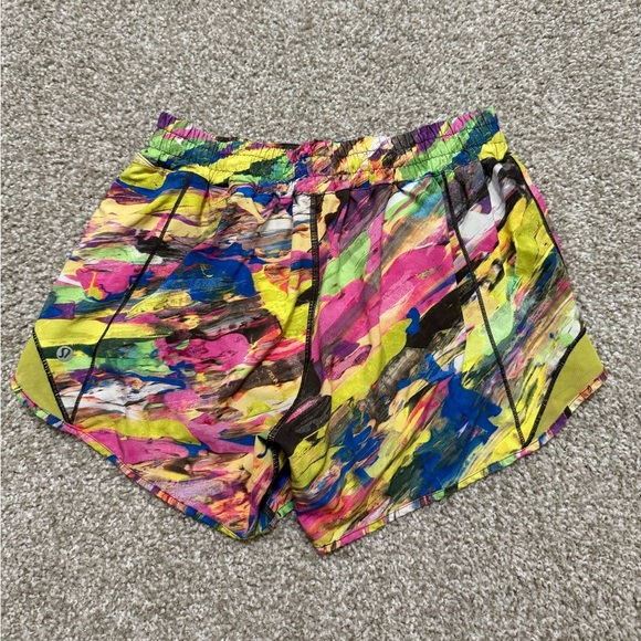 Lululemon Hotty Hot Short II *Long 4"
Catalyst Multi - Picture 2 of 3